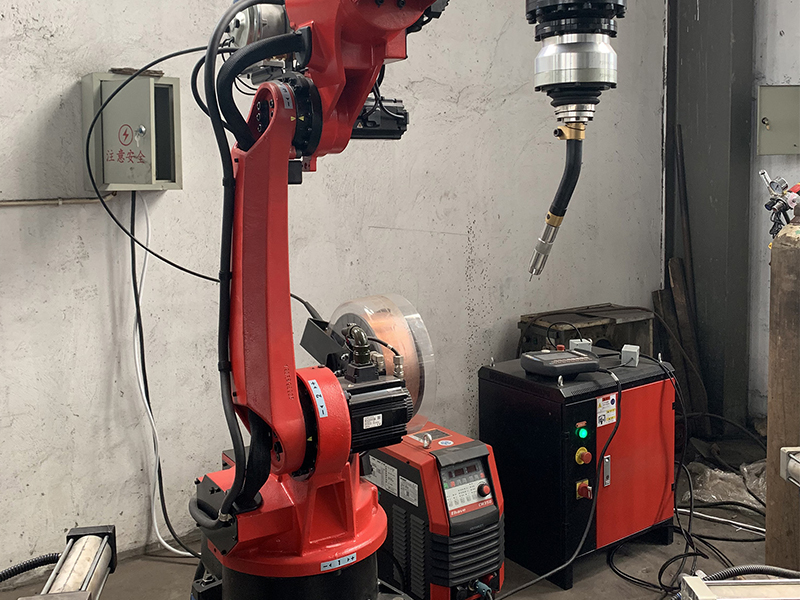 Introducing Welding Robot to Emax Represents China's Entrepreneurial Revolution on Industry