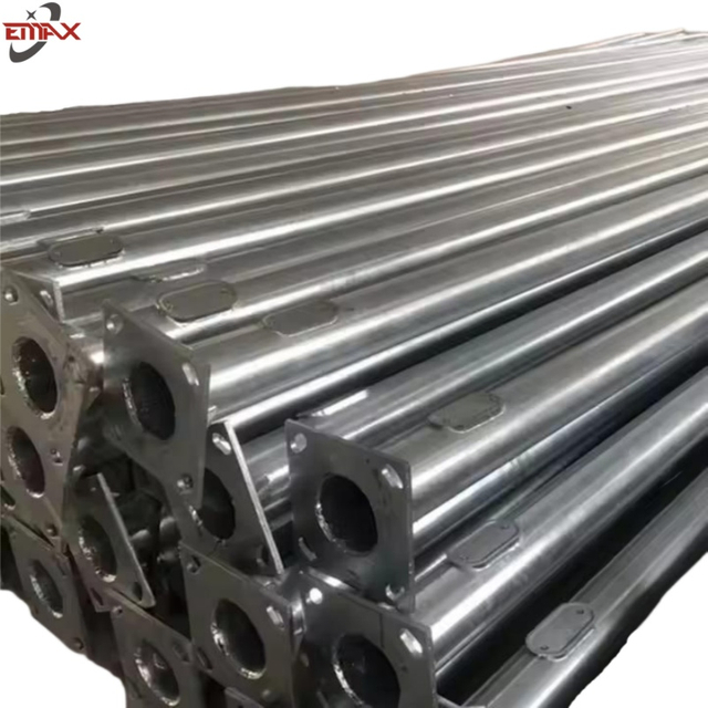 Galvanized Steel Pipe Arms Street Light Pole